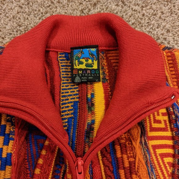 Emaroo Zip Sweater, COOGI style - Picture 9 of 10